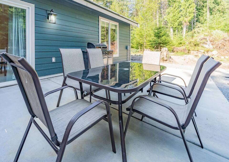 Luxe Mt. Rainier W/ Hot Tub-ac-game Holiday home Ashford